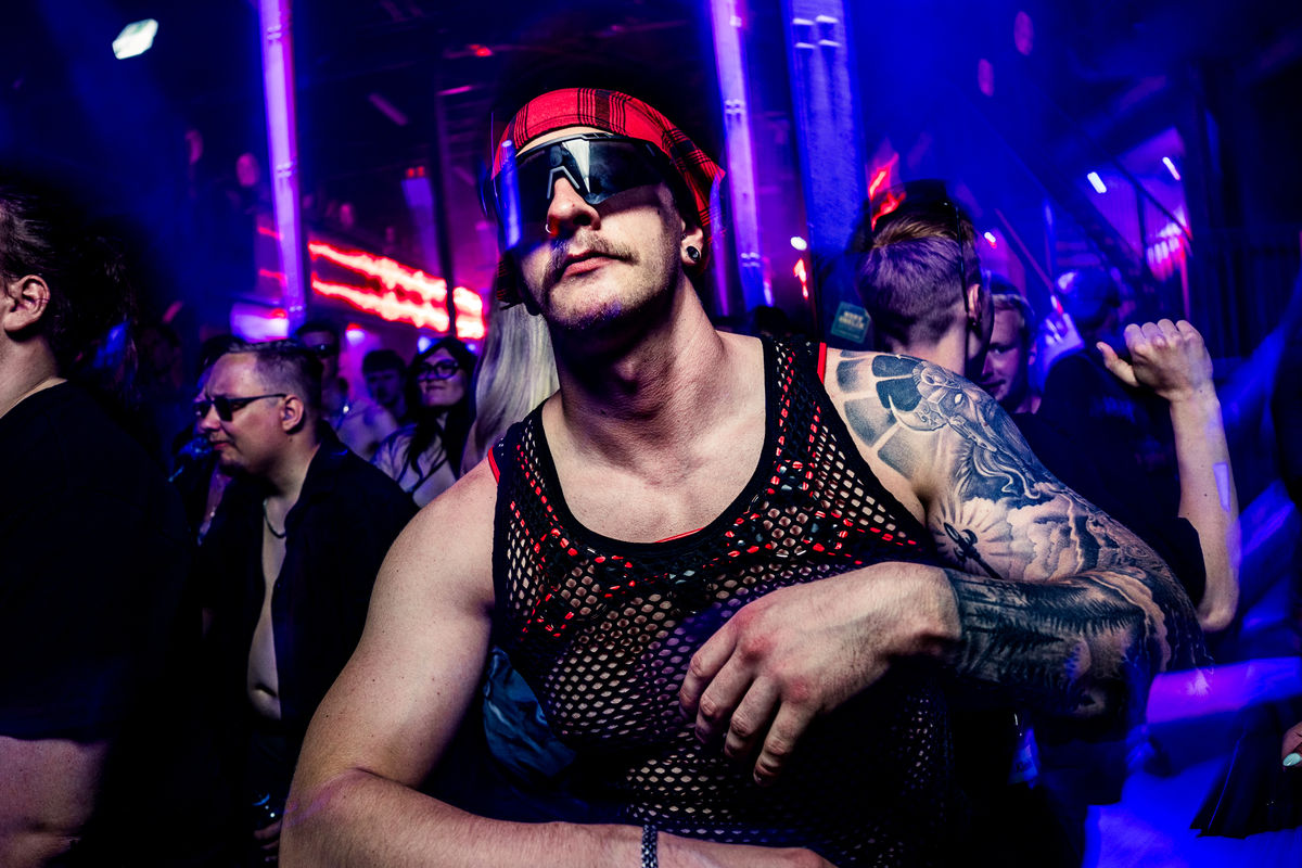 Loading... just a sec